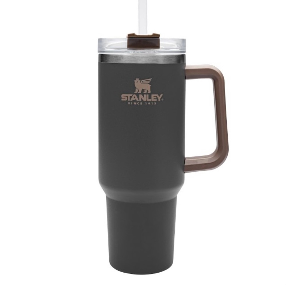 Happy New Year! PRICE DROP! Stanley Adventure Quencher 40 oz in Coal. New.